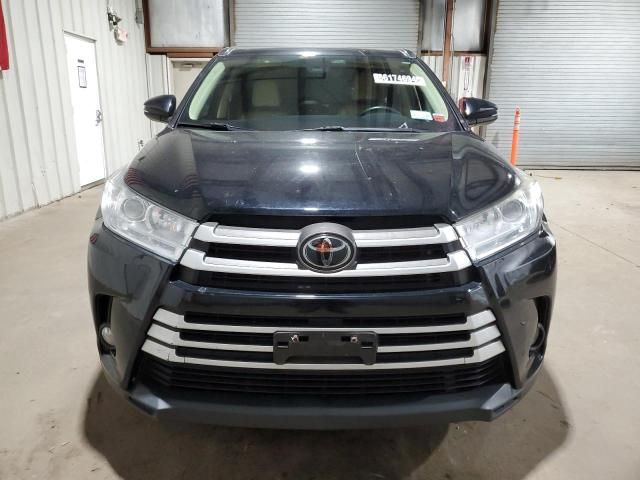 2018 Toyota Highlander SE