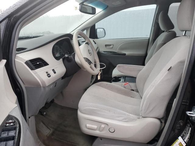 2011 Toyota Sienna LE