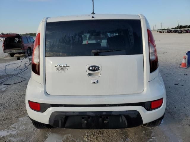 2012 KIA Soul +