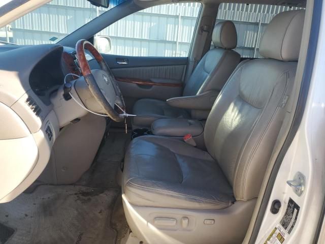 2007 Toyota Sienna XLE