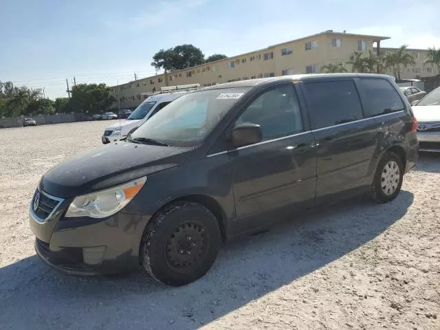 2012 Volkswagen Routan S