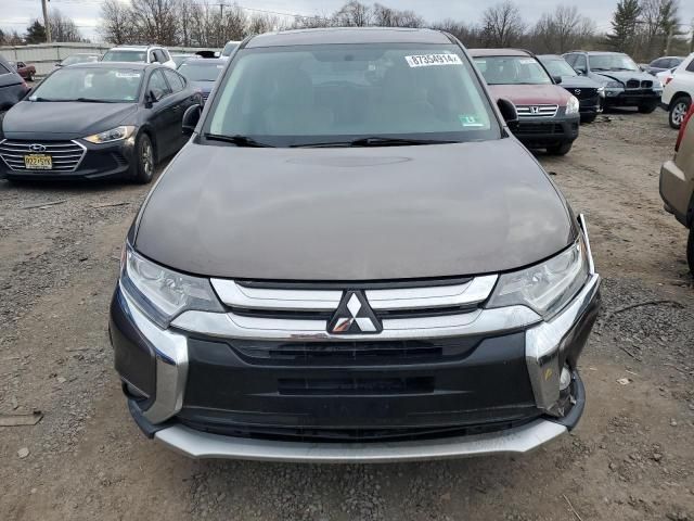 2018 Mitsubishi Outlander SE