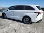 2022 Toyota Sienna LE