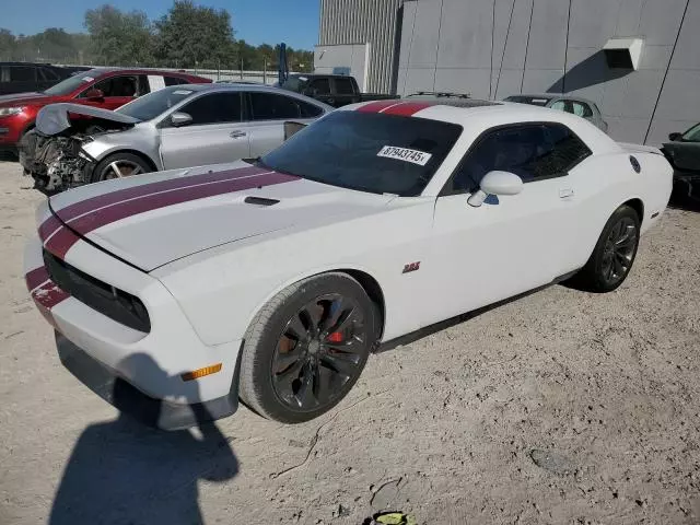 2014 Dodge Challenger SRT-8