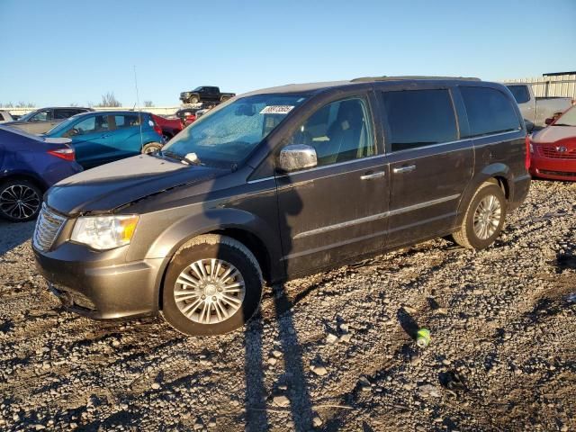 2015 Chrysler Town & Country Touring L