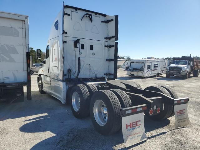 2016 Freightliner Cascadia 125