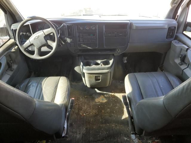 2004 Chevrolet Express G3500