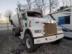 Salvage trucks for sale at Spartanburg, SC auction: 2015 Kenworth Construction W900