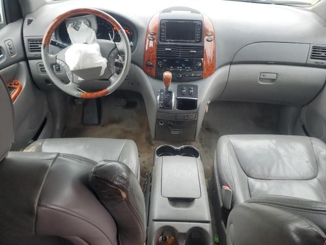 2006 Toyota Sienna XLE