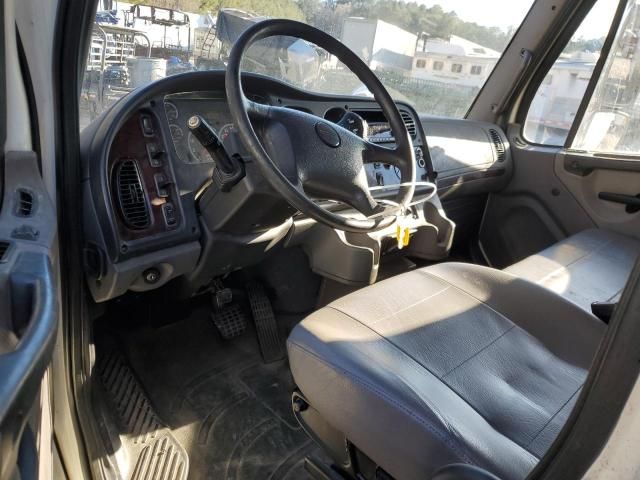 2015 Freightliner M2 106 Medium Duty