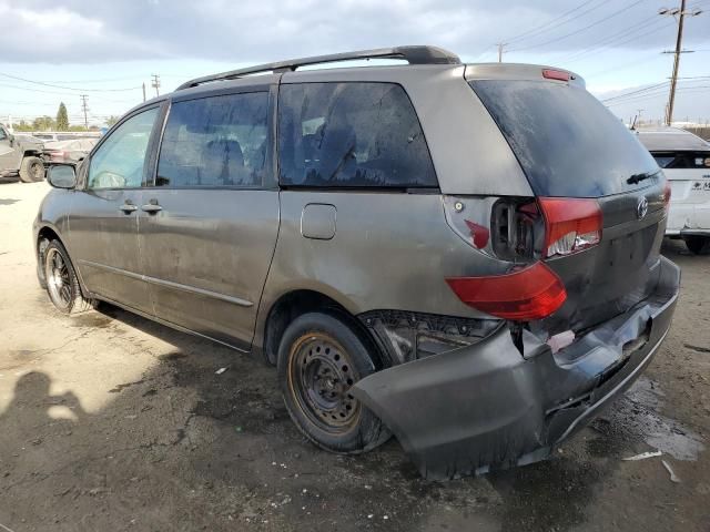 2005 Toyota Sienna CE