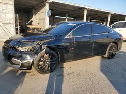 Carros salvage sin ofertas aún a la venta en subasta: 2018 Chevrolet Malibu LT