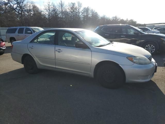 2005 Toyota Camry LE