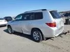 2010 Toyota Highlander SE