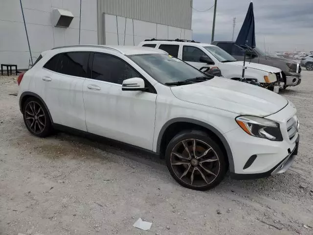 2015 Mercedes-Benz GLA 250