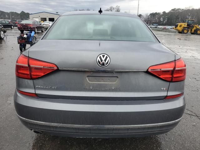 2016 Volkswagen Passat SE