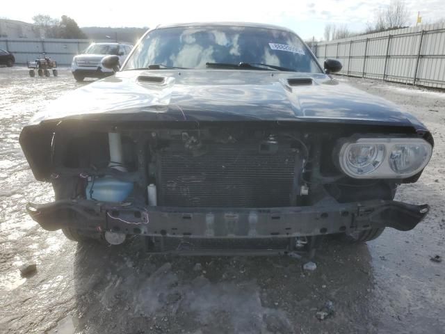 2014 Dodge Challenger SXT