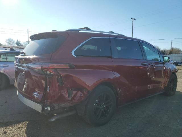 2023 Toyota Sienna Limited