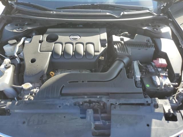 2010 Nissan Altima Base