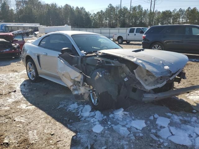 2000 Ford Mustang