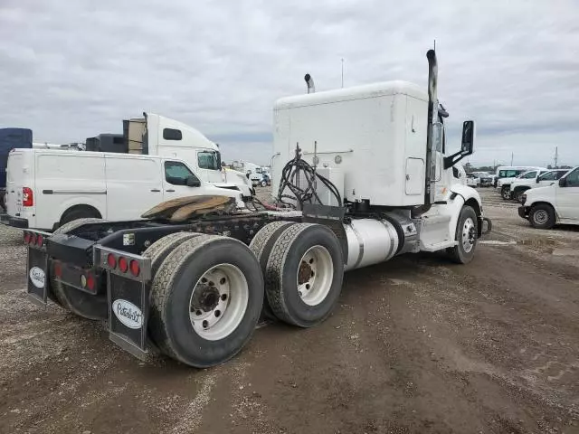 2016 Peterbilt 579