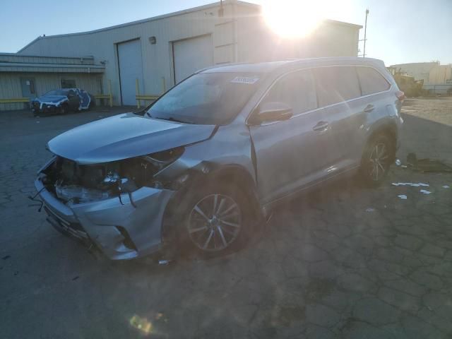 2018 Toyota Highlander SE