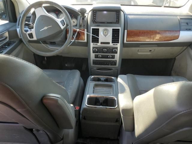 2008 Chrysler Town & Country Touring