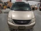 2003 Chrysler Town & Country