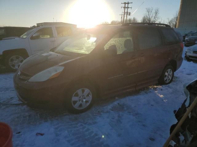 2006 Toyota Sienna CE