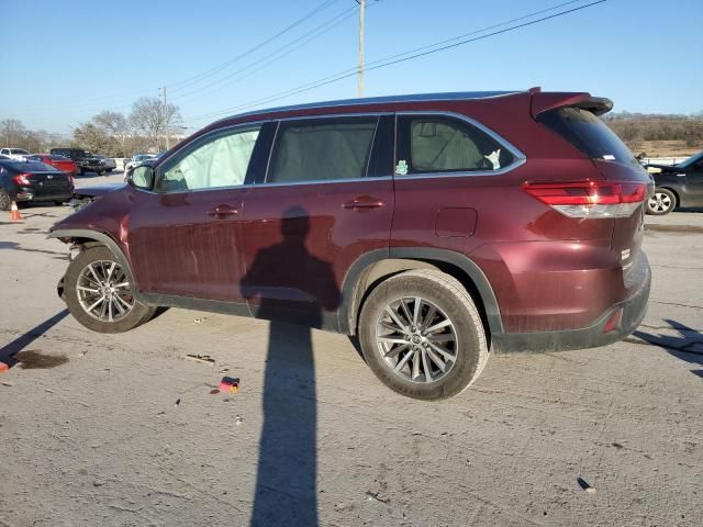 2019 Toyota Highlander SE