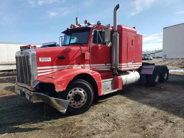 1996 Peterbilt 377