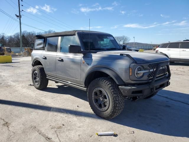 2021 Ford Bronco Base