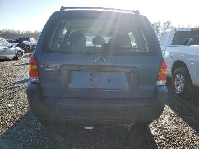 2005 Ford Escape XLS