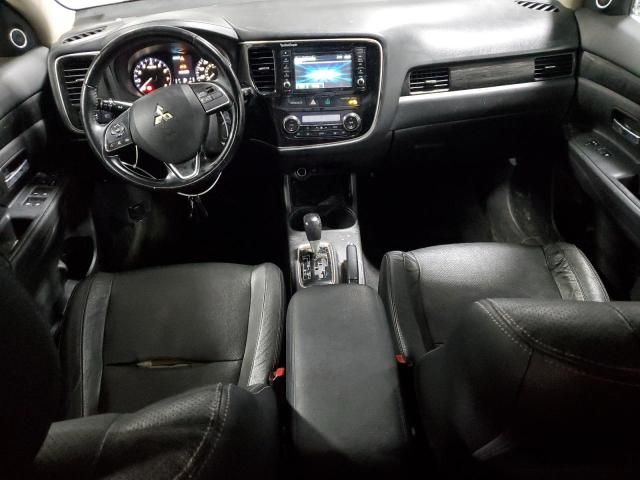 2016 Mitsubishi Outlander SE