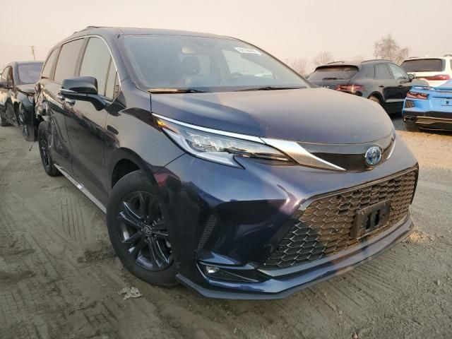 2024 Toyota Sienna XSE