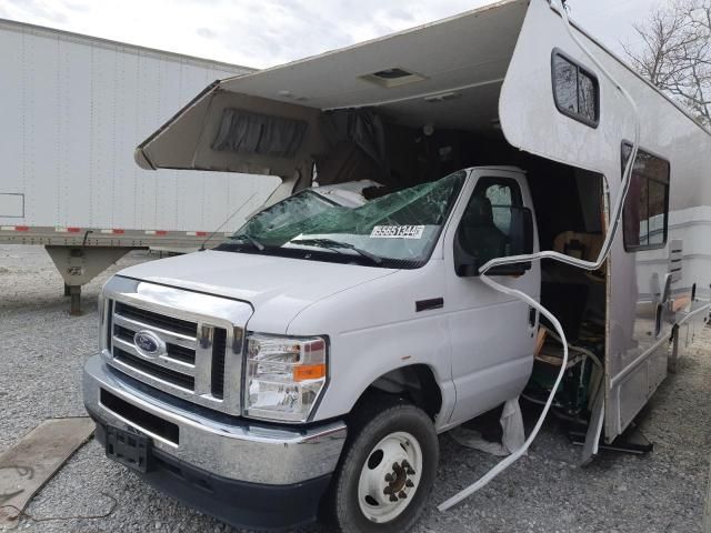 2023 Ford Econoline E350 Super Duty Cutaway Van