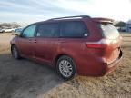 2016 Toyota Sienna XLE