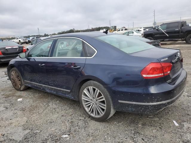 2012 Volkswagen Passat SEL