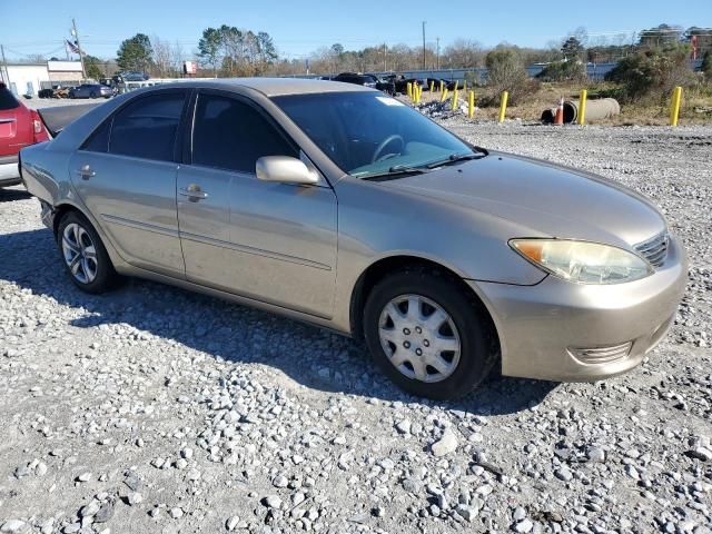 2005 Toyota Camry LE