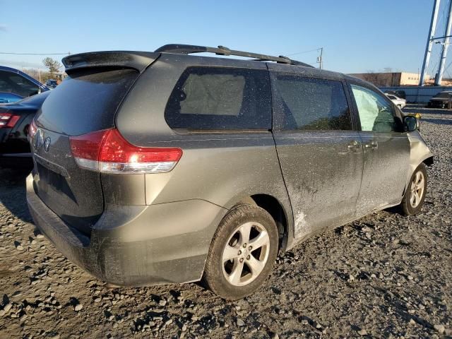 2012 Toyota Sienna LE