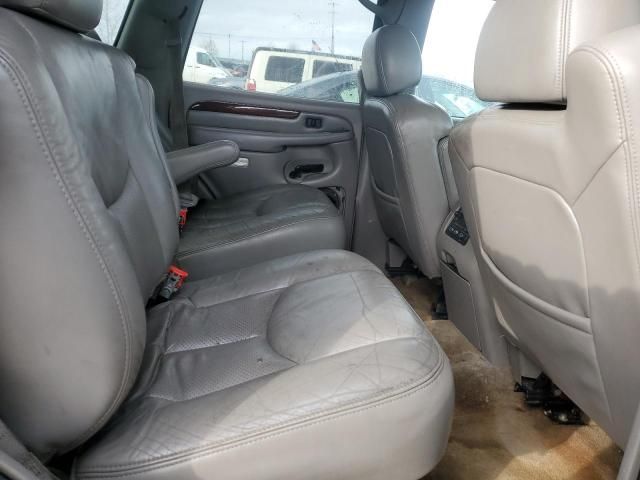 2004 Cadillac Escalade Luxury