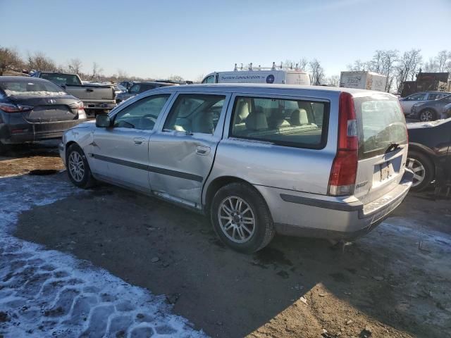 2004 Volvo V70