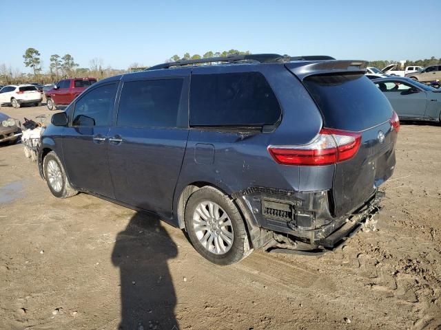 2015 Toyota Sienna XLE