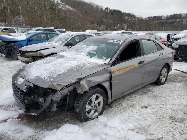 2023 Hyundai Elantra SE