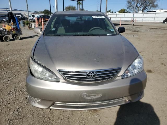 2005 Toyota Camry LE