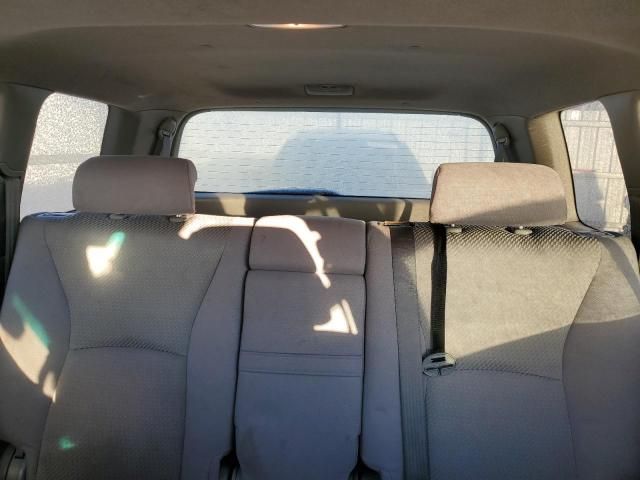 2004 Toyota Highlander Base