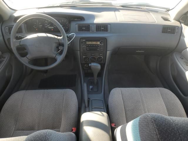 2000 Toyota Camry CE