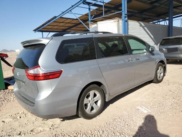 2015 Toyota Sienna LE