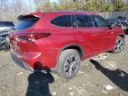 2020 Toyota Highlander Hybrid XLE