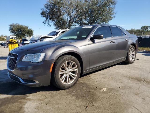 2017 Chrysler 300 Limited